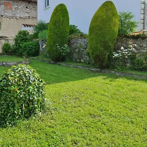 La Jaunette, Fenil Avec Piscine Hébergement de vacances